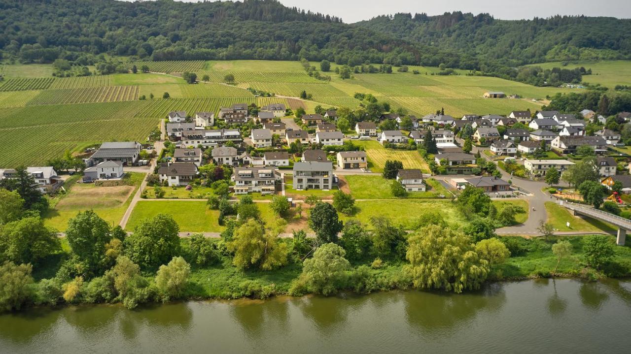 Mittelmosel Panorama Ferienwohnung Kinheim Exterior foto